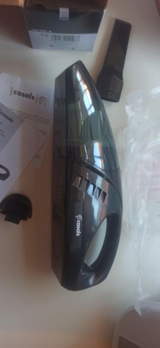 Aspirador de mano para coche.