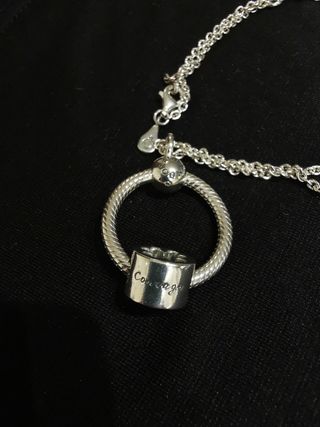Cadena, colgante y charm Pandora