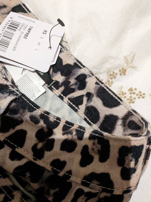 Pantalón leopardo animal print