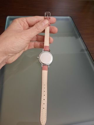 Reloj Parfois rosa empolvado nuevo