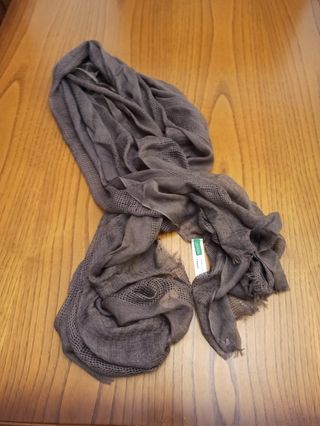 Pashmina mujer de color marrón Benetton 