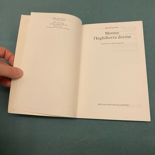 Libro Mentre l’Inghilterra dorme di David Leavitt