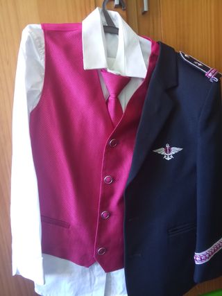 Traje comunión niño Talla 8