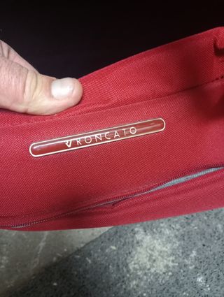 Maleta de viaje con ruedas