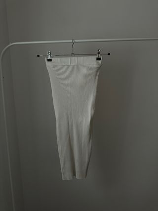 Falda midi de Zara