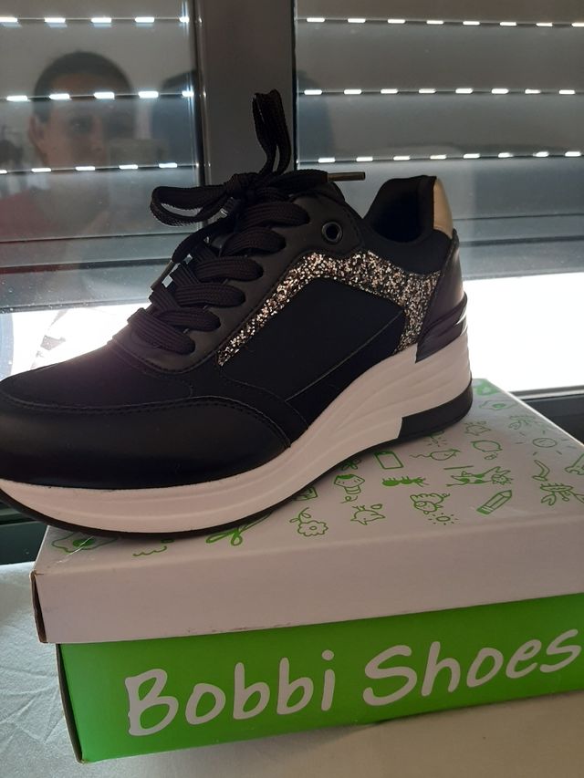 Zapatillas negras talla 37 nuevas