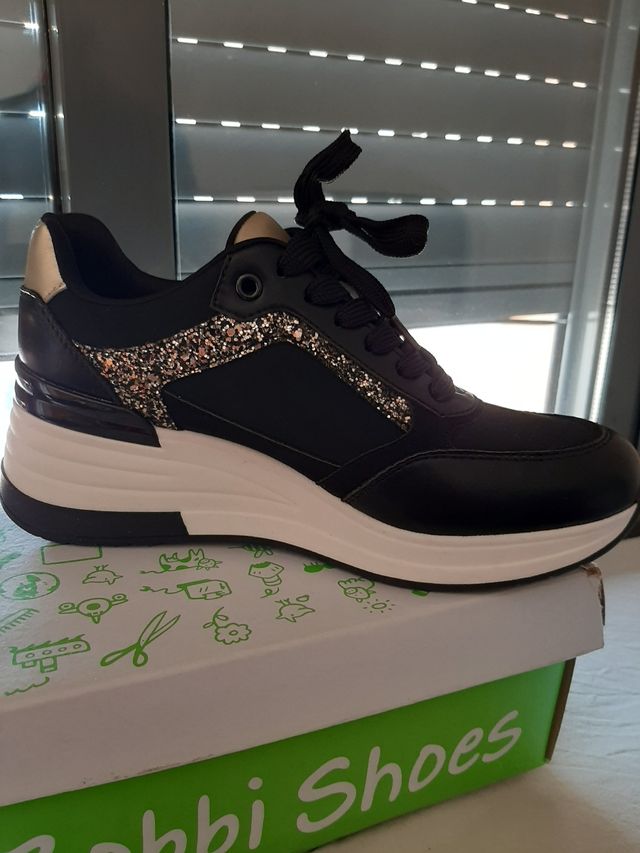 Zapatillas negras talla 37 nuevas