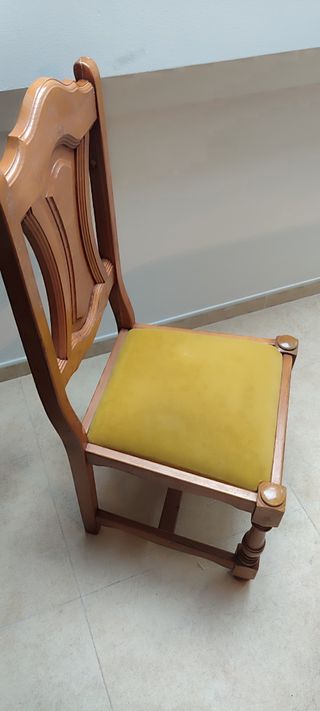Mesa de comedor de castaño