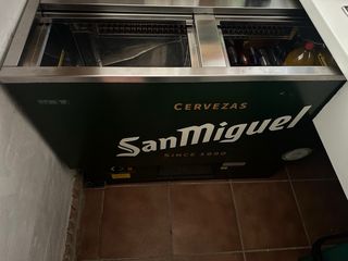 botellero 2 puertas / nevera bar