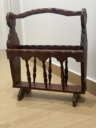 Revistero de madera antiguo vintage nuevo