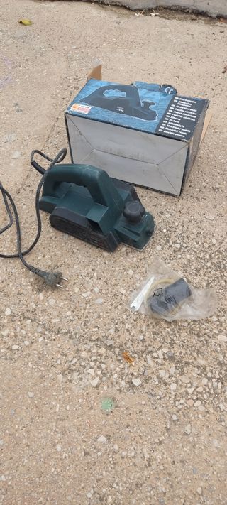 Cepillo eléctrico carpintero