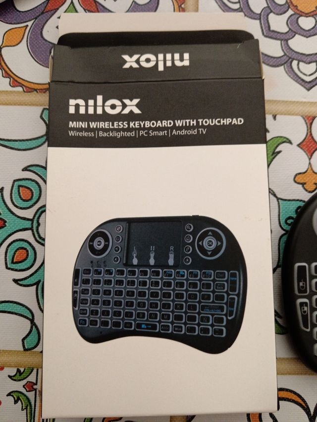 Teclado con ratón inhalambrico