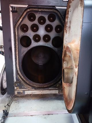 Se realizan trabajos de mantenimiento