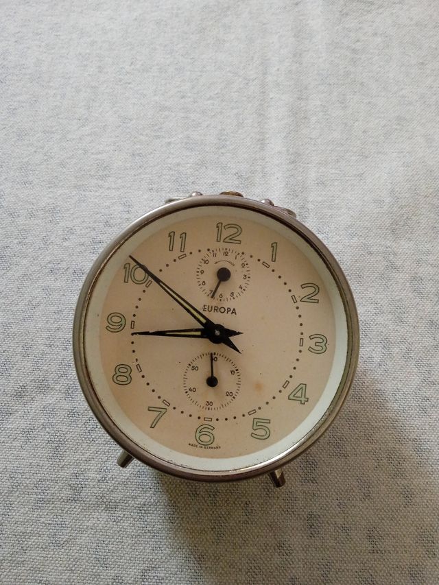 Reloj despertador