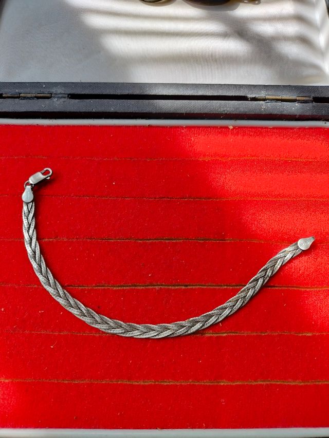 Bonita pulsera de plata