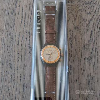Orologio Swatch Chrono SCM 100 Goldfinger