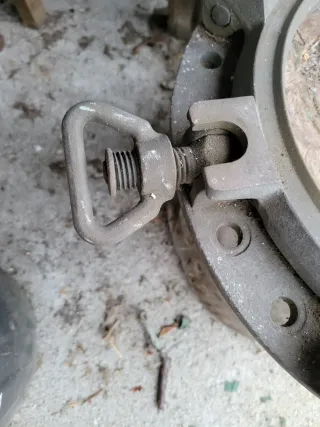 Portillo ojo de buey de bronce.(Precio negociable)