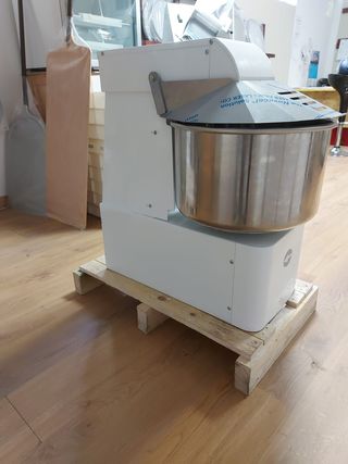 AMASADORA ESPIRAL 30 LIROS