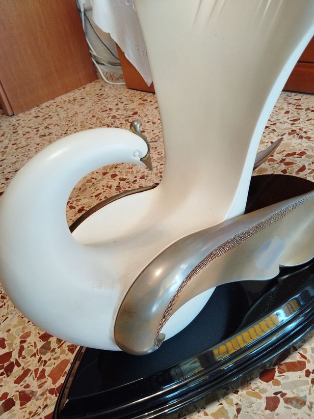 Mesa comedor de cristal.