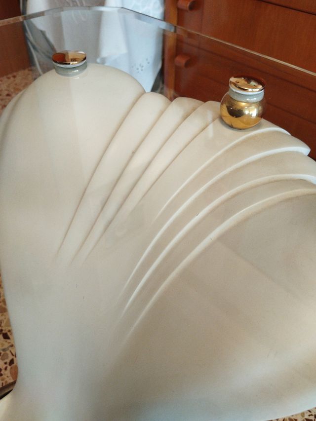 Mesa comedor de cristal.