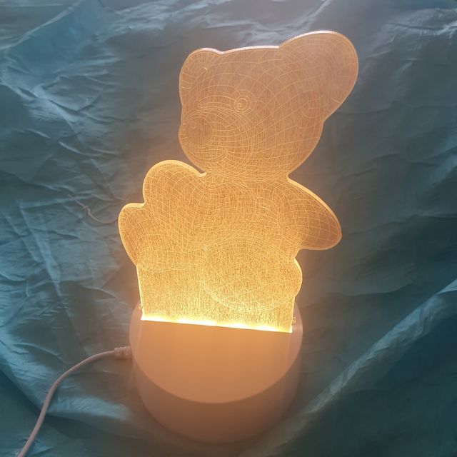 Lampara led  oso con corazón.