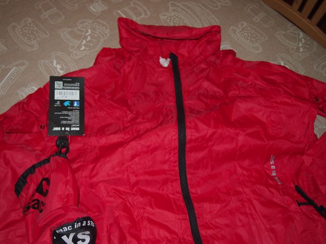 Jacket tipo k-way mec in a sac taglia XS rossa/ner
