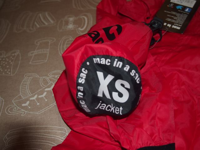 Jacket tipo k-way mec in a sac taglia XS rossa/ner