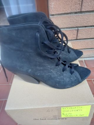 the last conspiracy  Stivaletto donna stringato