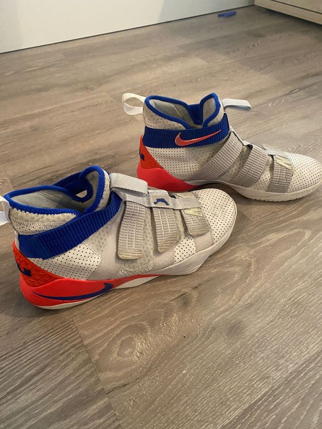 Zapatillas LeBron James