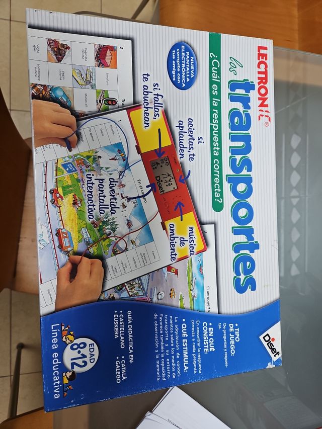 Juego educativo electrónico