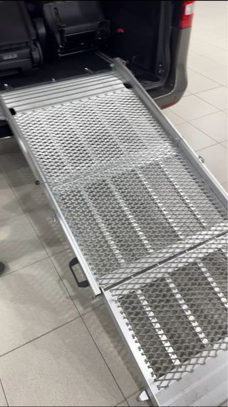Rampa furgoneta