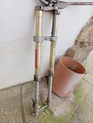 Se venden horquillas derbi senda