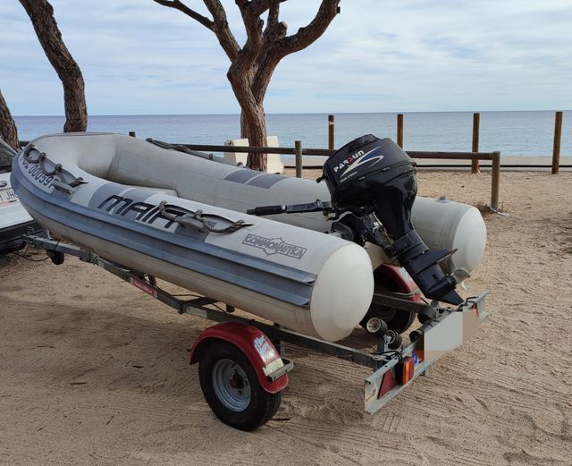 Barca neumática semirígida