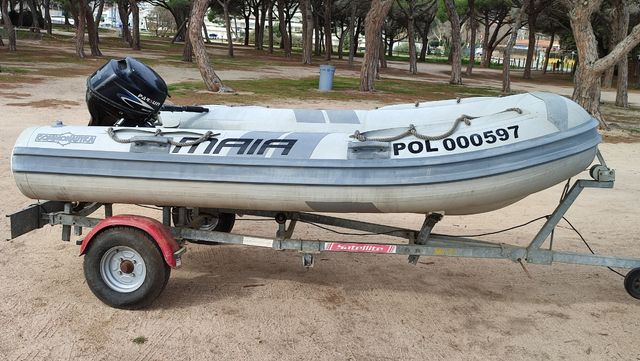 Barca neumática semirígida