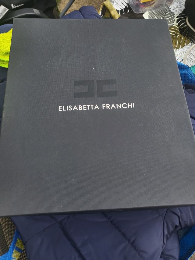 décolleté  nuovi numero 37