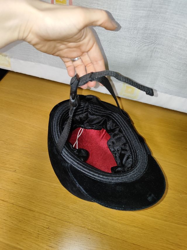 Casco para hípica terciopelo negro