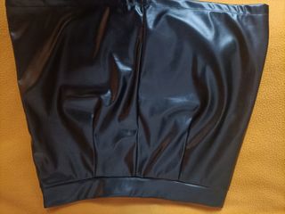 Gonna nera finta pelle falda negra cuero