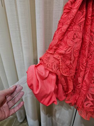 Vestido Encaje Palabra de Honor Rojo