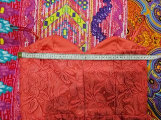 Vestido Encaje Palabra de Honor Rojo