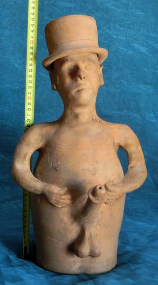 ANTIGUO BOTIJO ERÓTICO COLECCIÓN PERSONAJE RARO