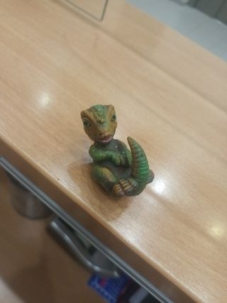 Figura pvc BABY Aladar Disney Bully