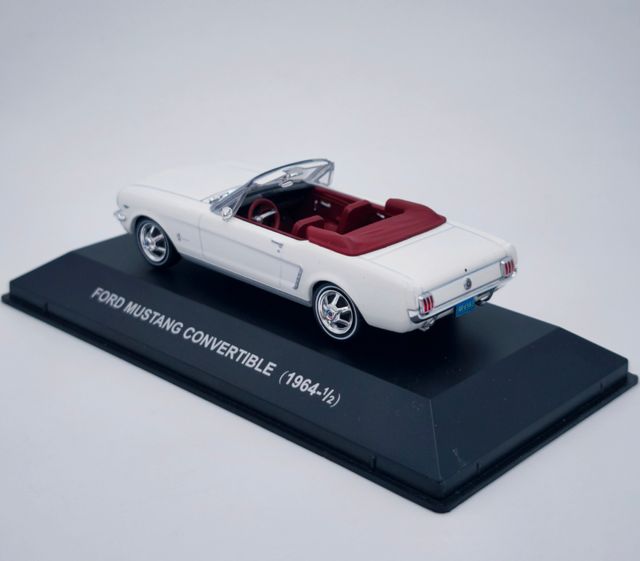 FORD MUSTANG CONVERTIBLE (1964-1/2) 1/43