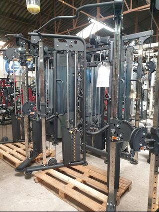 MAQUINARIA DE GIMNASIO