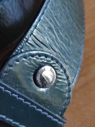 Cintura regolabile.