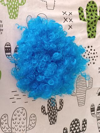 Peluca rizada azul