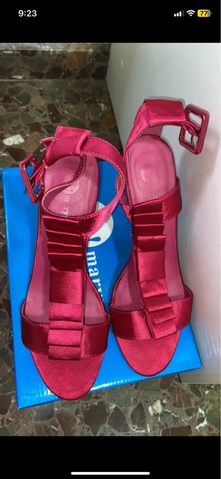 Sandalias fiesta fucsia