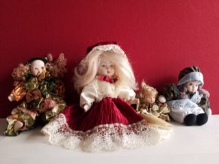 Set di bambole in porcellana