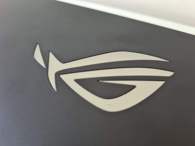 ASUS ROG Strix XG16AHPE