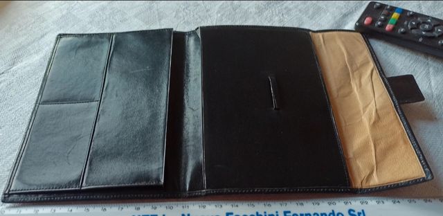 Porta documenti da uomo