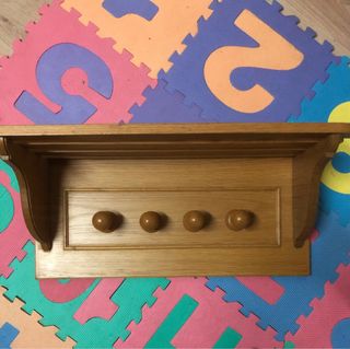 perchero con estante de Zara